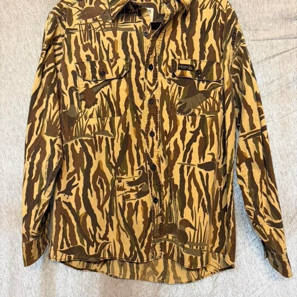 Vintage Hunting Rattlers Brand brown duck camo button up shirt